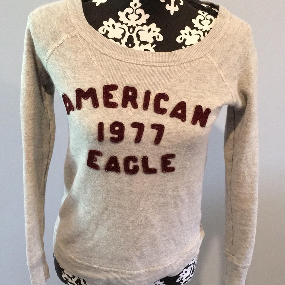 American Eagle Crew neck sweater